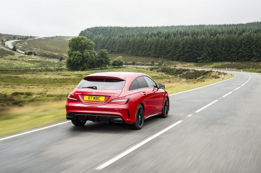  Mercedes-AMG CLA45 4Matic Shooting Brake 2016 года  (UK) (фото 11 из 26)